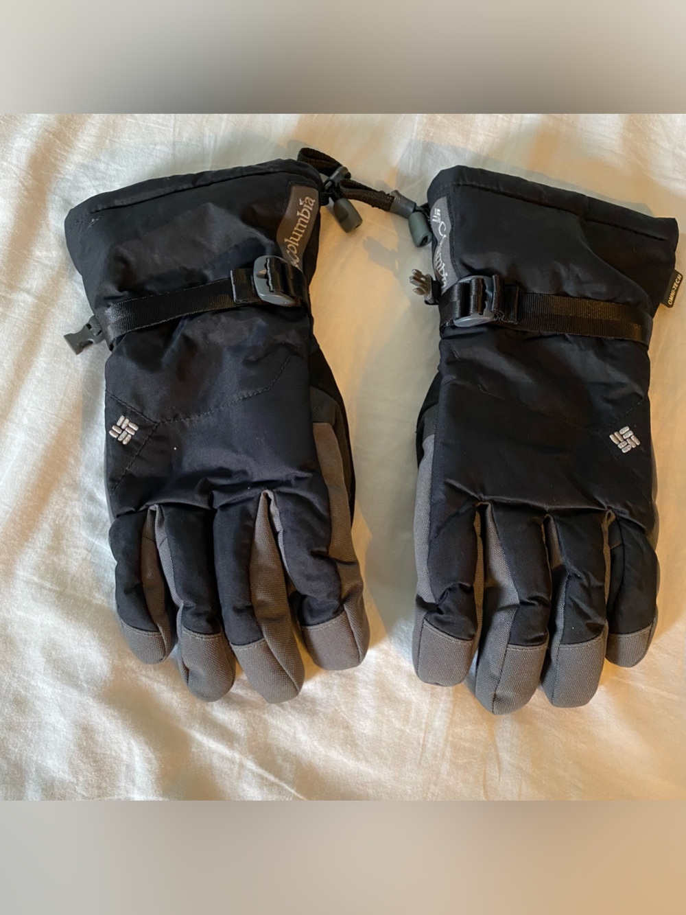 Columbia Winter Gloves Mens L Gray Black Insulated Adjustable Lined Outdoor Clip